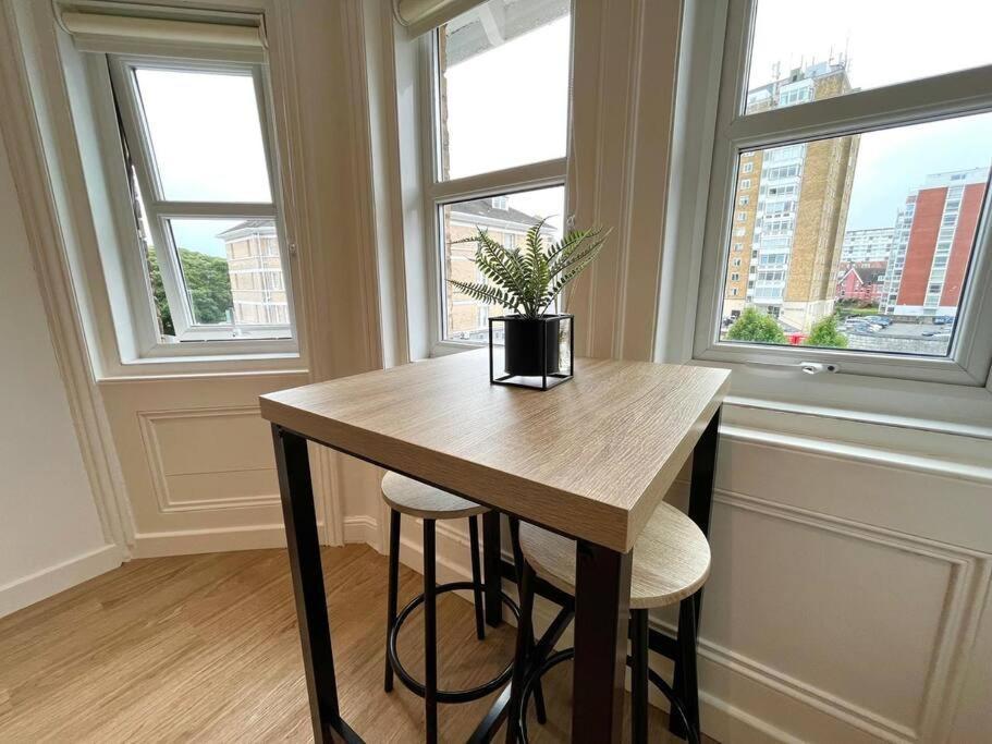 310, The Kove, West Hill Road Appartement Bournemouth Buitenkant foto
